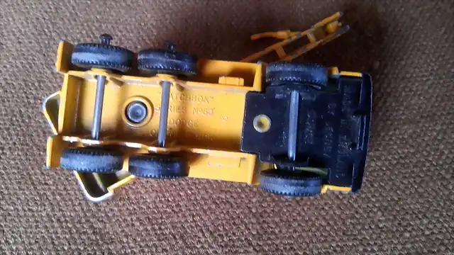 MATCHBOX 63 Dodge Crane Truck (3)