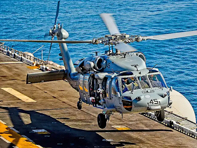 Image-1-MH-60S-Knighthawk-Seahawk-Multimission-Naval-Helicopter