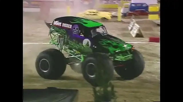 2000 GraveDigger real2