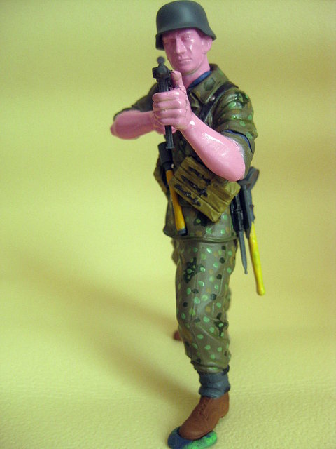 German Elite Infantryman 1/16