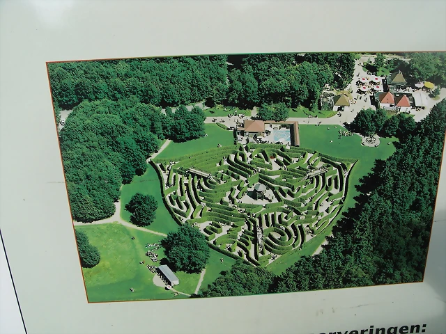 R0013587