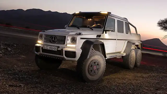 cinco_todoterrenos_radicales_mercedes_g63_amg_6x6__1