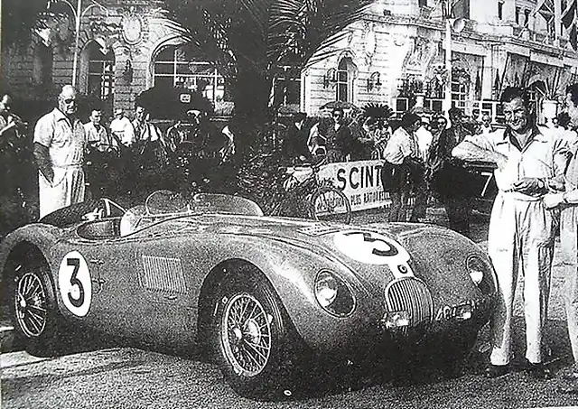 Jaguar XK-120C - TdF'53 - John Simone-Armand Roboly