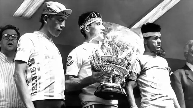 Perico-Vuelta1989-Podio-Parra-Vargas2