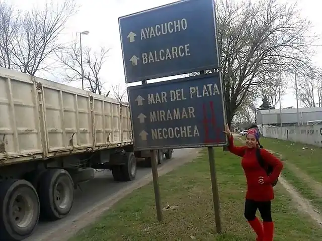 LOS TROTAMUNDOS EN VIAJE POR LA CIUDAD DE BRANDSEN BUENOS AIRES ARGENTINA