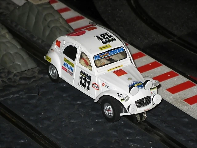 raid-1983-paris dakar-131-citroen 2cv-2968