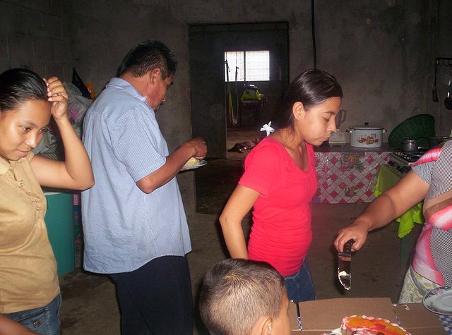 comiendo un poco comiendo un poco