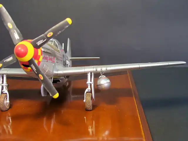 NorthAmericanP-51DMustang 19