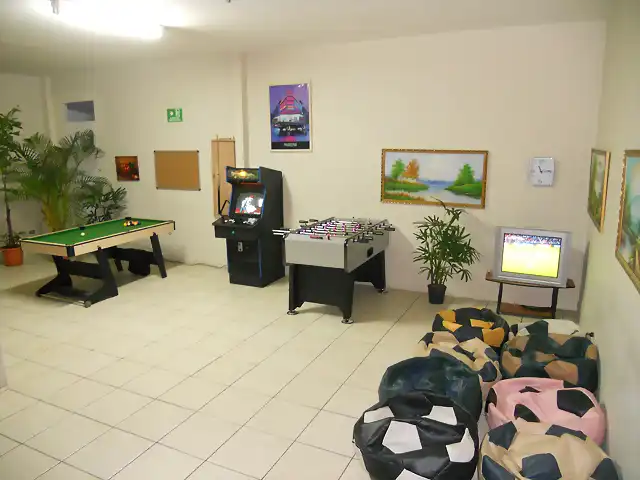 GAME ROOM IDEAS FOR EMPLOYEES