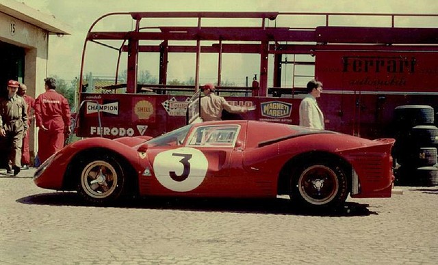 Ferrari_330_P4_Bandini_Amon_Monza_1967