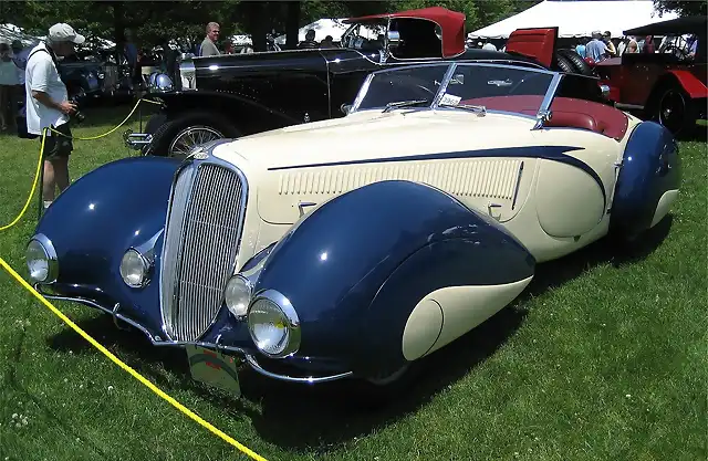 1200px-1937_Delahaye_135_M_Roadster