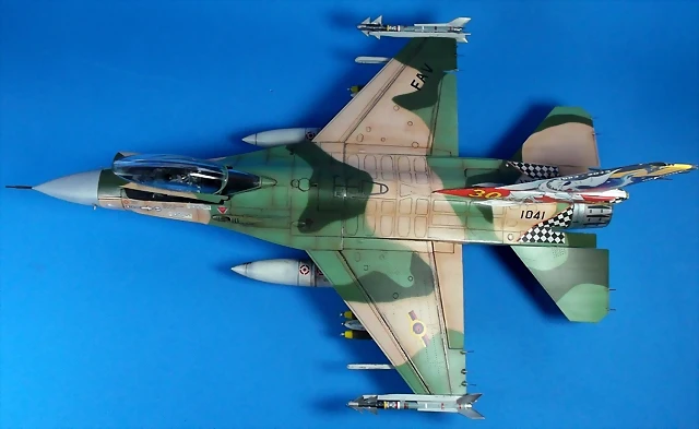 F-16 1041J