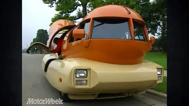 Wienermobile_post