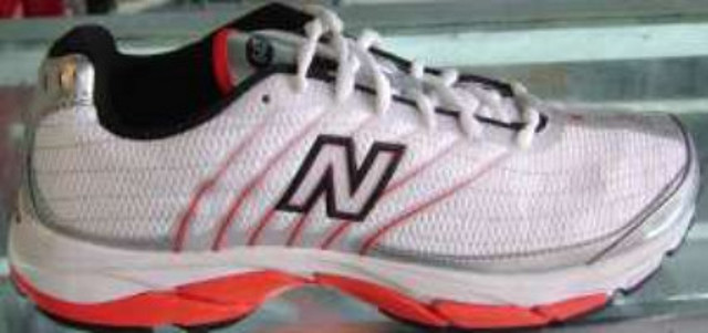 NEW BALANCE-83  $150.000