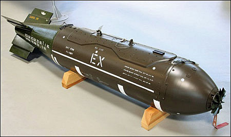 img_hunting_bl755_cluster_bomb_hades[1]