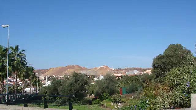 14.10.21-Cerro sigue esperando-Fot.J.Ch.Q.jpg