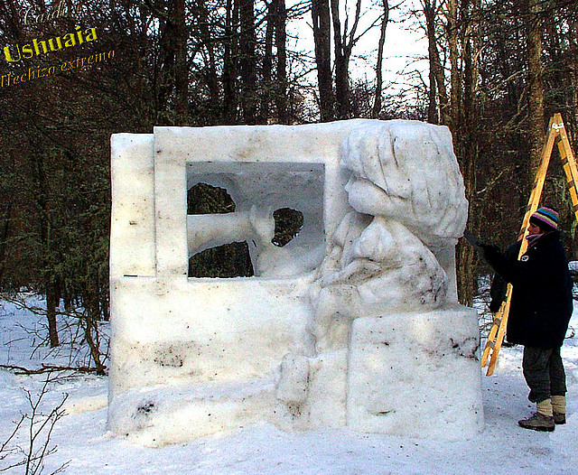 Escultura-en-nieve2010-01