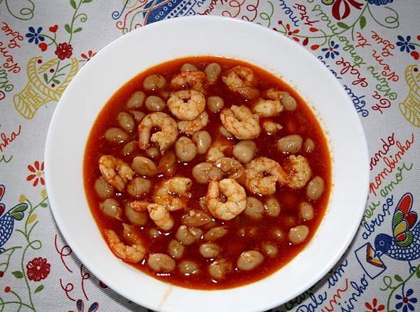 Pochas con gambas