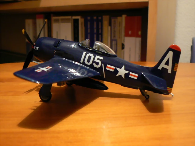 F8F2_A105_001 F8F2_A105_001