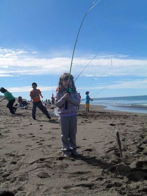 mi nena sacando un matungo en santa isabel