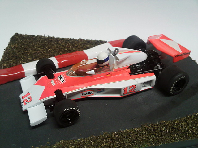 McLaren M23 01
