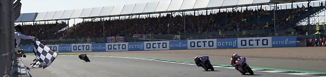 4 4