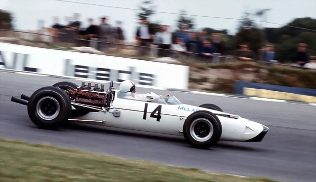 McLaren M2B - Brands Hatch '66 - Bruce McLaren b