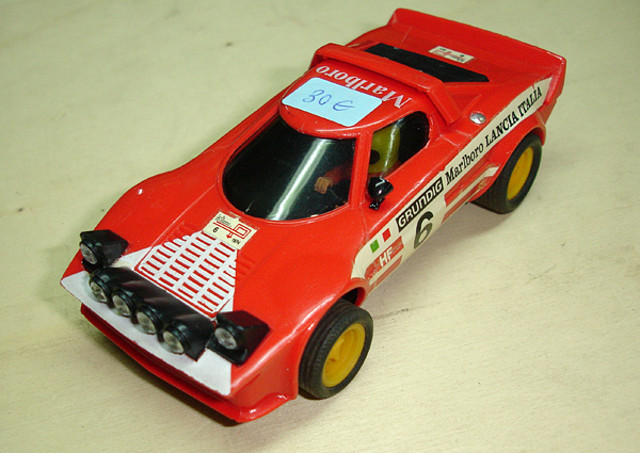 lancia stratos rojo-1