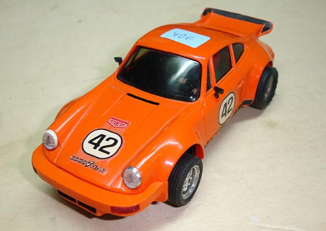 porche 911 naranja