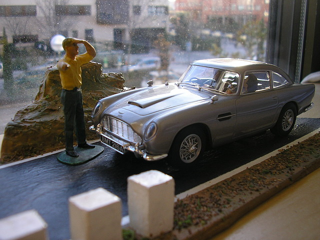 Aston martin DB5 J.Bond