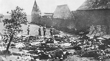 (18)Masacre-Lidice.Checos varones ejecutados por los alemanes.