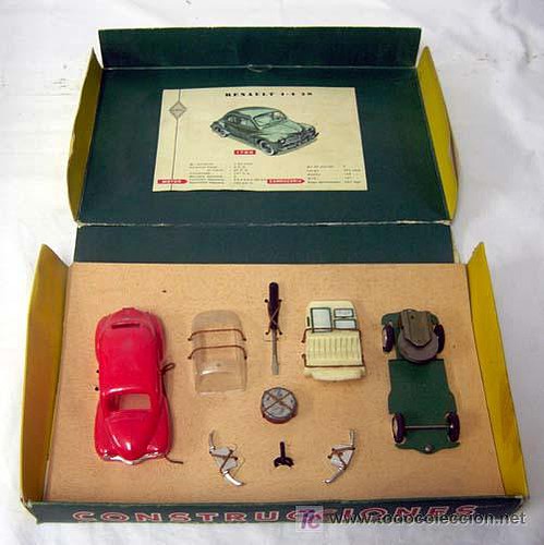 Caja Renault 4-4 Rojo Construcciones Caja Renault 4-4 Rojo Construcciones