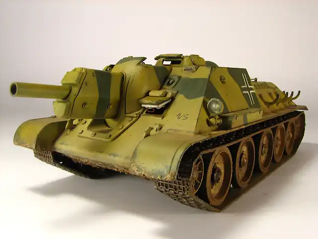 Su122-25