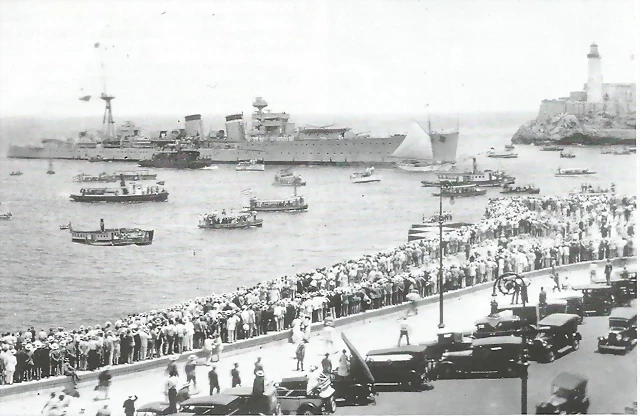 El Almirante Cervera en el puerto de La Habana.