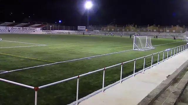 14.12.30-Campo deportes Cuna del Futbol Espaol-M. de Riotinto-J.Ch.Q.jpg (13)