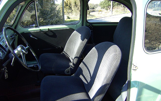 Foto interior coche 04