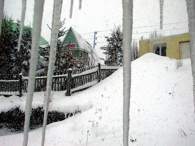 Estalactitas colgando del techo de mi casa