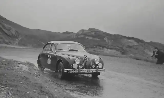 Jaguar Mk-II - TdF'61 - muntanya