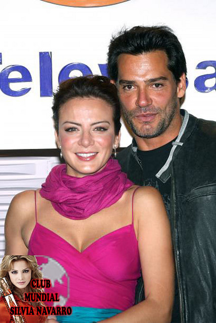silvia-navarro-y-cristian-de-11_409x611 silvia-navarro-y-cristian-de-11_409x611
