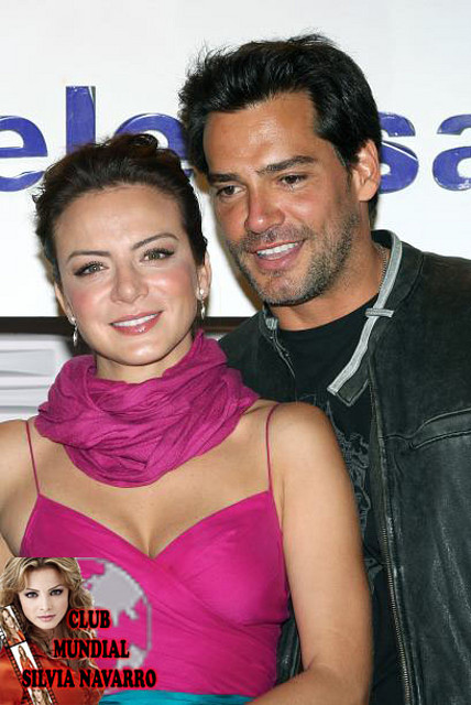 silvia-navarro-y-cristian-de-12_409x6111 silvia-navarro-y-cristian-de-12_409x6111