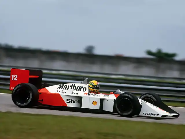 McLaren MP4-4 Honda b