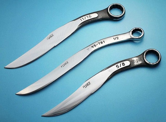 Pearce-Wrench-Knives-003