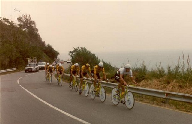 EQUIPO DEL TONGO GIRO 89ETA3