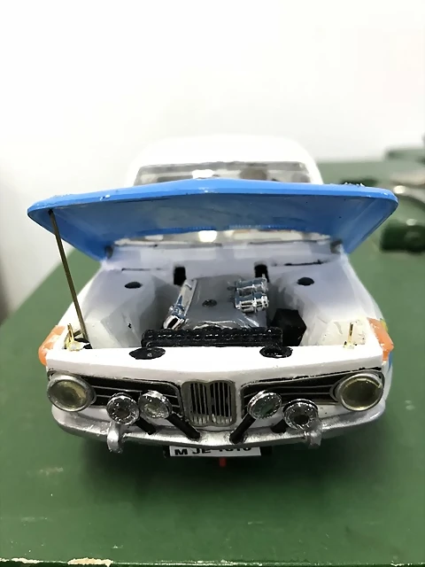 Picas-Munt. BMW 2002Ti 02