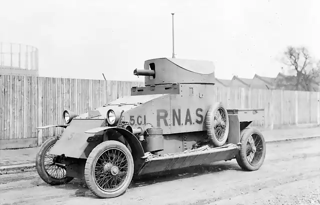 Lanchester_armoured_car,_Q_14631