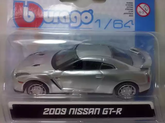 2003 NISSAN GT-R