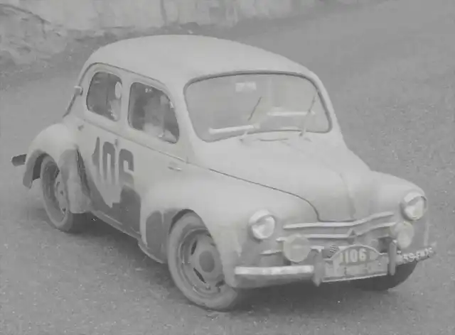 1956 MC renault-4cv