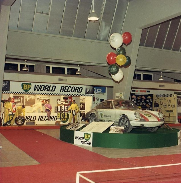 Porsche 911R 1967 World Record-1