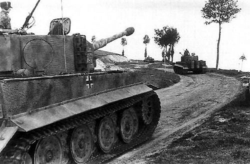 SS-Tiger-101-01 221