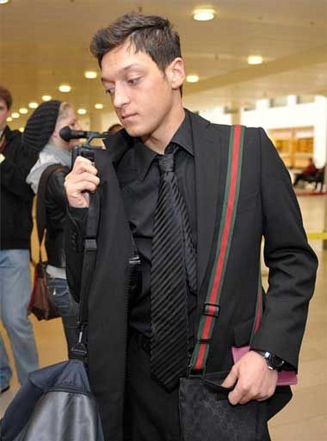 Ozil 8 Ozil 8